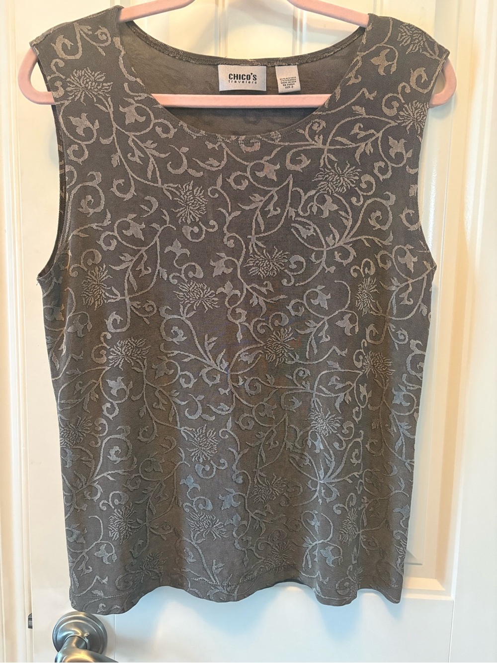 Chico's Gray Floral Jacquard Sleeveless Tank Top